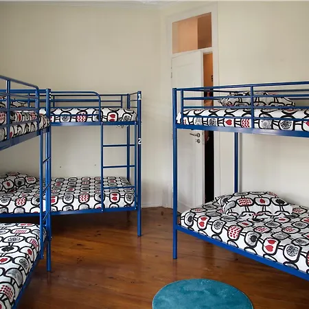 Nicely Hostal