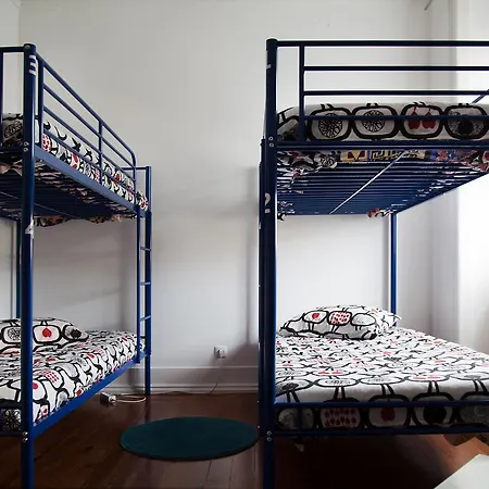 Nicely Hostal *
